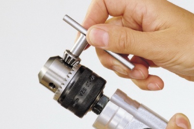 ПАТРОН C КЛЮЧЕМ ДЛЯ ДРЕЛИ 1/2-3513